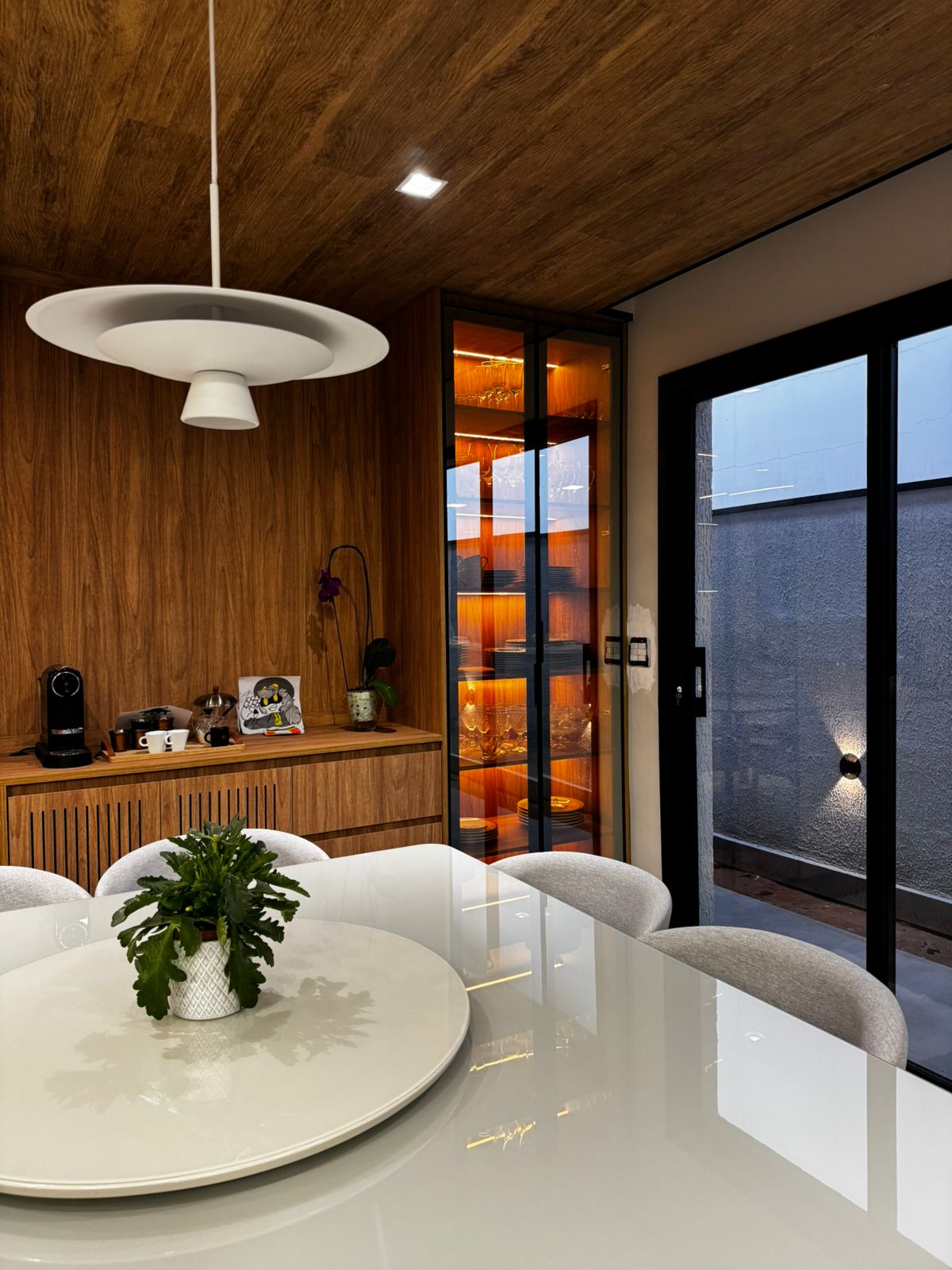 Image hover effect image